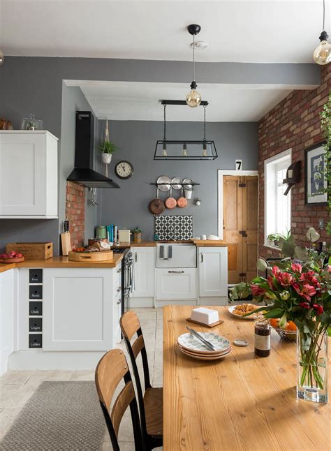 grey walls for kitchen